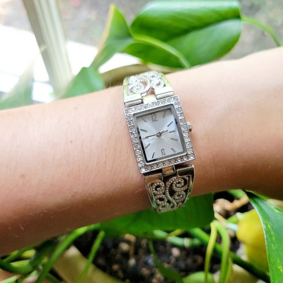 Vintage Silver Classic Ornate Rhinestone Watch - Picture 3 of 8